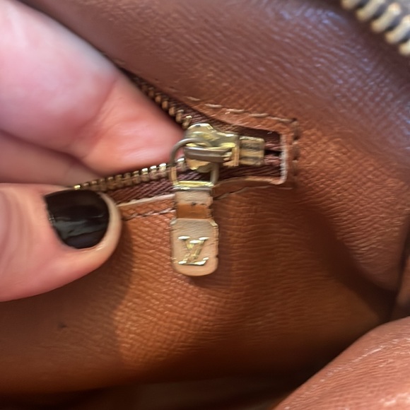 Vintage Louis Vuitton Marly Dragonne Mens Clutch Bag - Picture 5 of 10